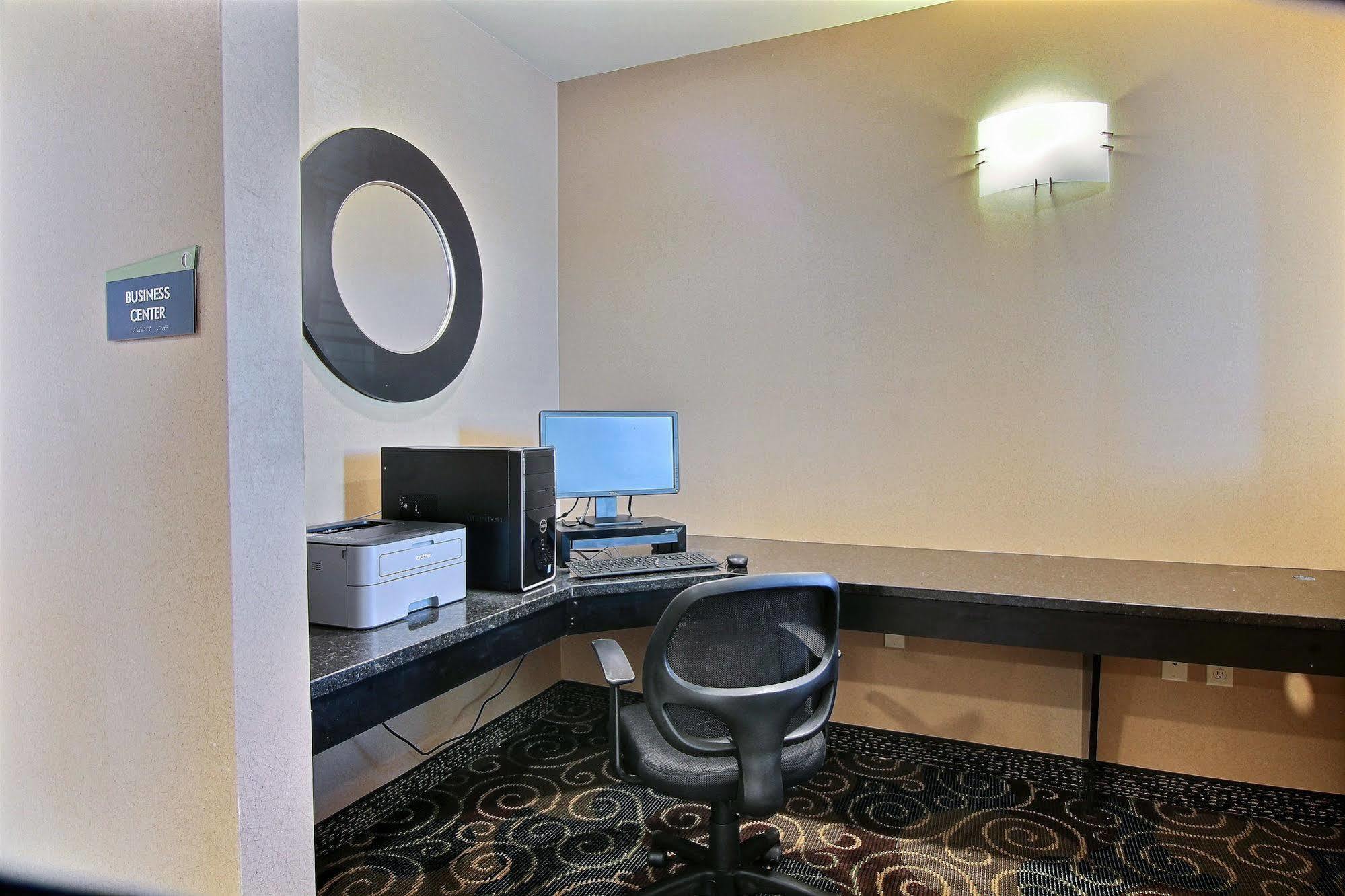 Cobblestone Hotel & Suites - Beulah Zewnętrze zdjęcie